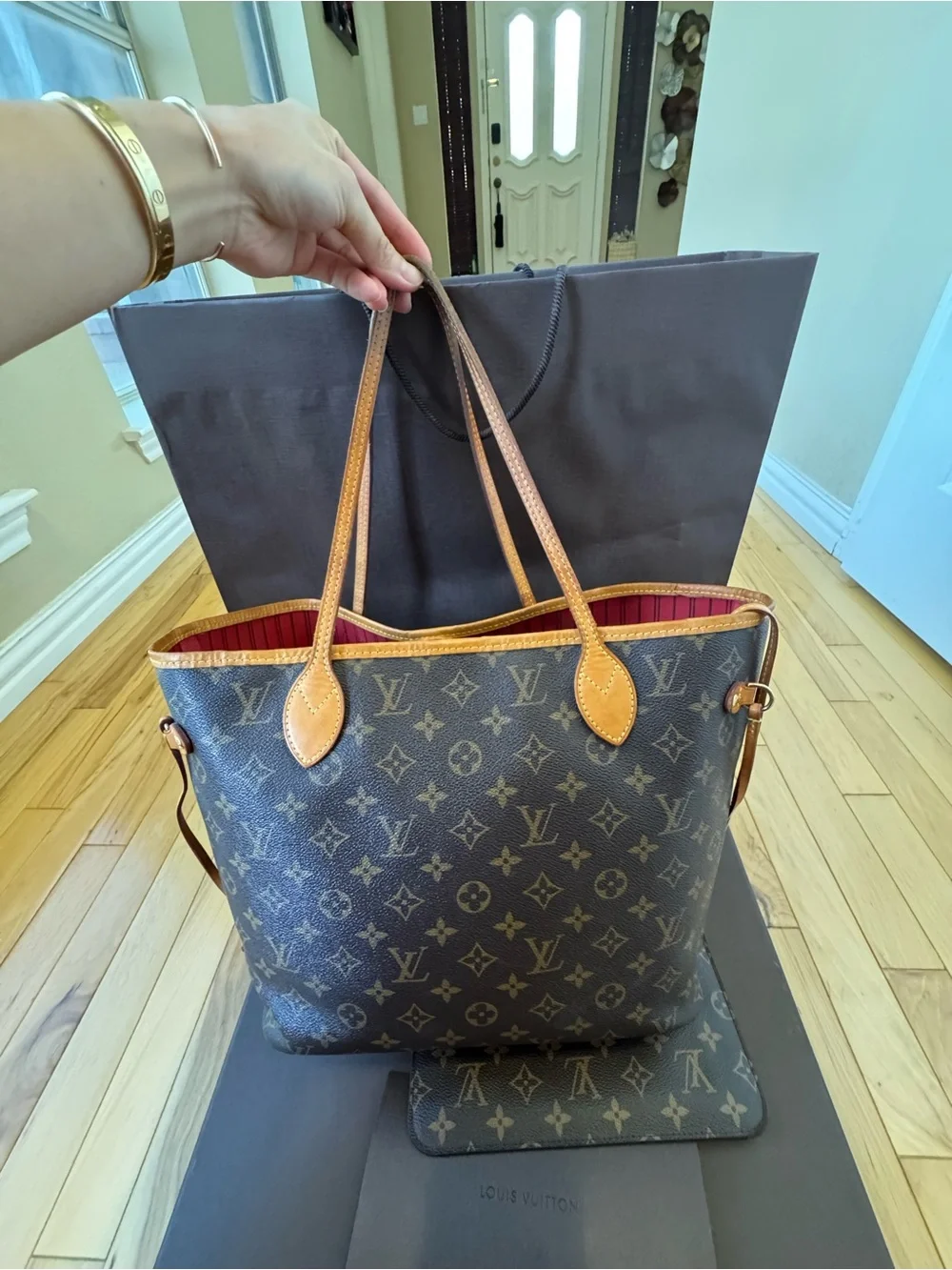 Louis Vuitton Monogram Neverfull MM Tote with receipt, box, shopping+dust bag